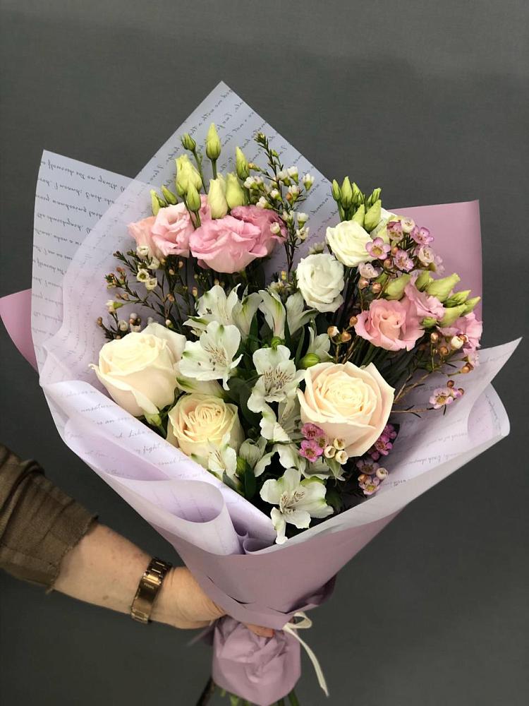 Букет цветов из: Альстромерии, Розы и Лизиантусы в Таширово