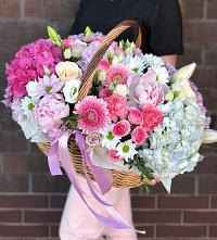 Цветочная композиция из Розы, Хризантемы, Пионы и Лизиантусы в корзине #REPLACE_PRED# Таширово