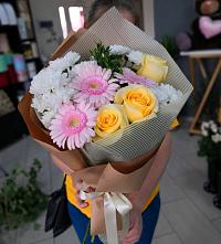 Букет цветов из:  Герберы, Розы и Хризантемы в Таширово