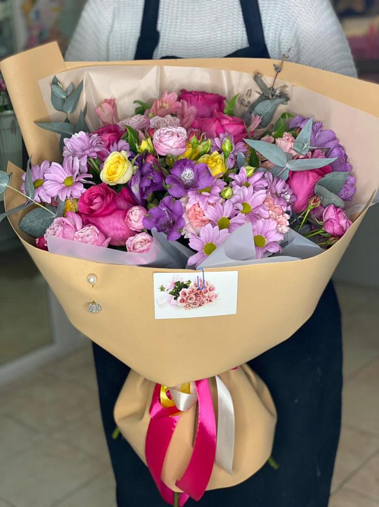 Букет цветов из: Хризантемы, Гвоздики и Альстромерии в Таширово