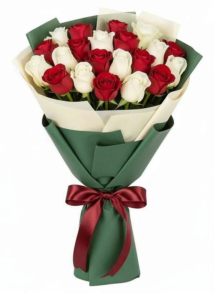 Букет Микс из красных и белых роз в Таширово